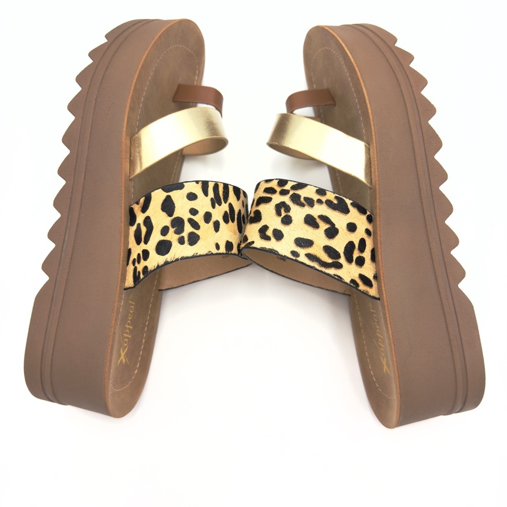Xappeal Leopard Print and Gold Women's Platform Sandals NWOT - Picture 5 of 7